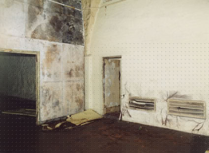 bay 70 toilets